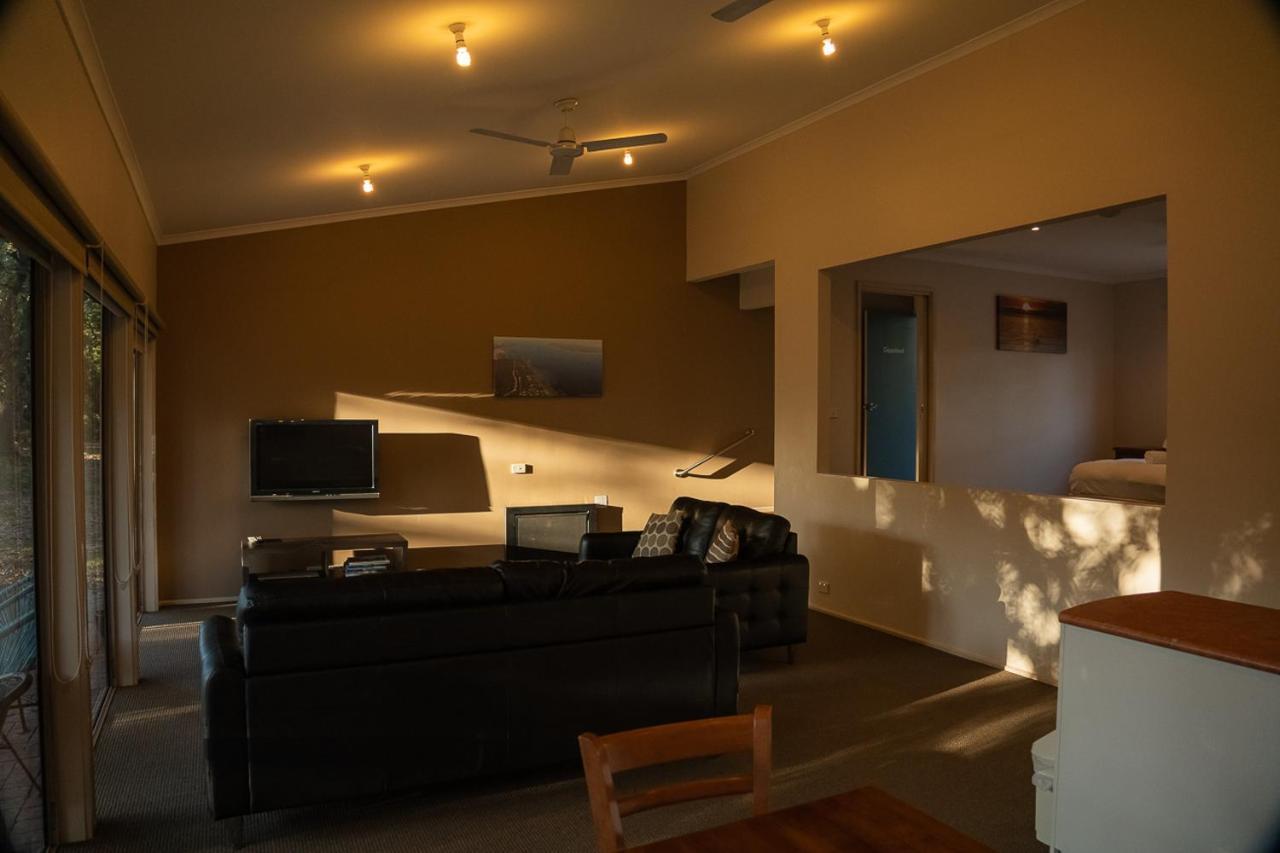 วอเตอร์ฟร้อนท์ รีทรีท แอท วัทเทิลพอยท์ Villa Forge Creek ภายนอก รูปภาพ